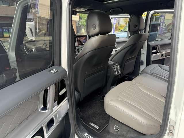 26696121_carP_l_12.jpg