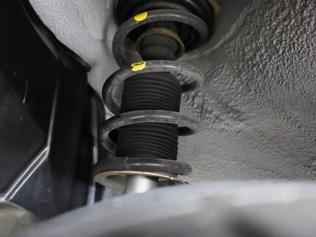 0551047A30260629W00115.jpg