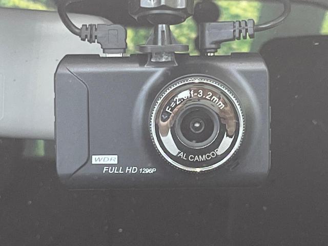 24808232_carP_l_13.jpg