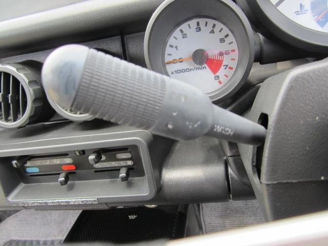 5607390_carP_l_20.jpg