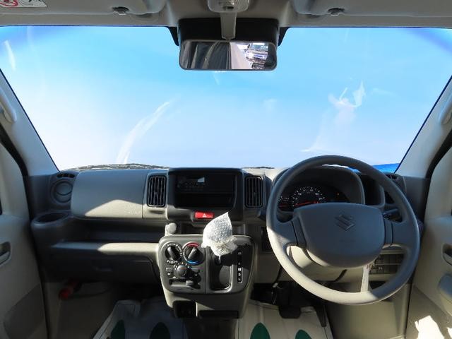 0403498A30260818W00811.jpg