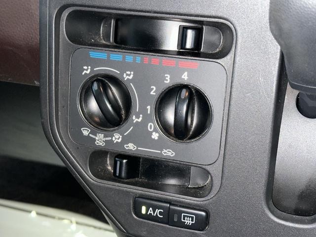 0550659A30261027W02208.jpg