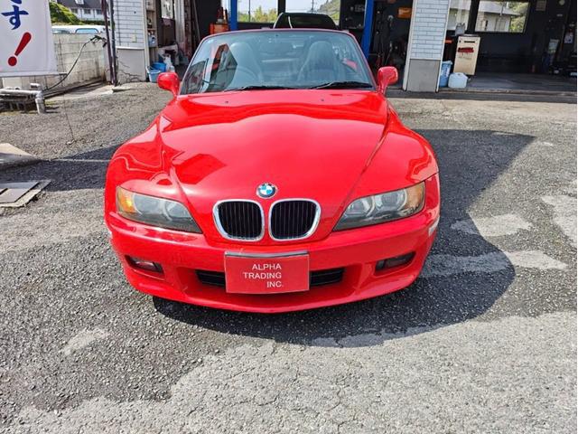 9020055A30260503W00101.jpg