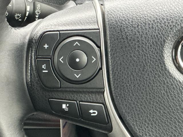 0550659A30261027W01718.jpg