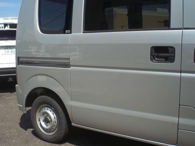 24959767_carP_l_6.jpg
