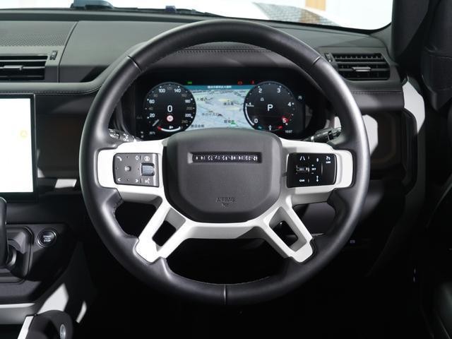 26082352_carP_l_8.jpg