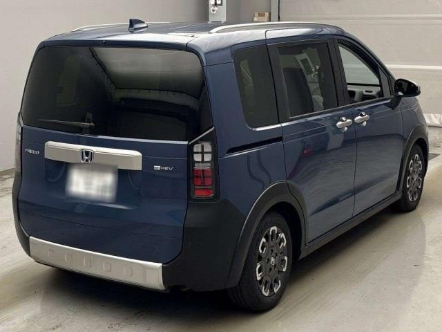 26183145_carP_l_3.jpg