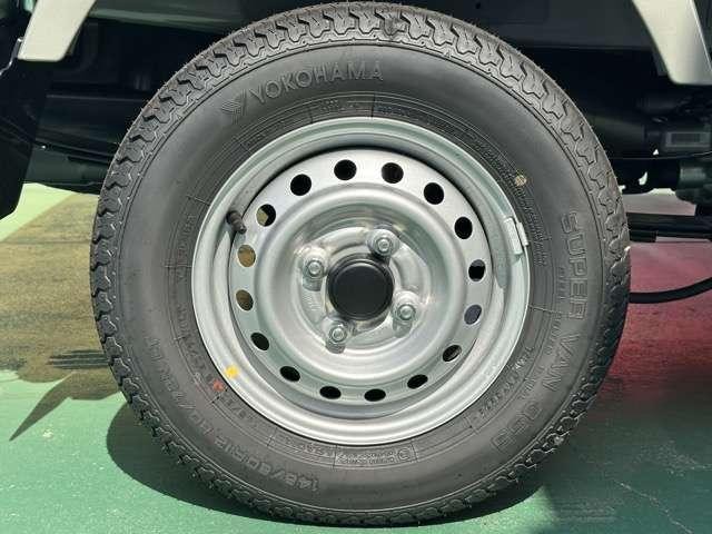 25510968_carP_l_6.jpg