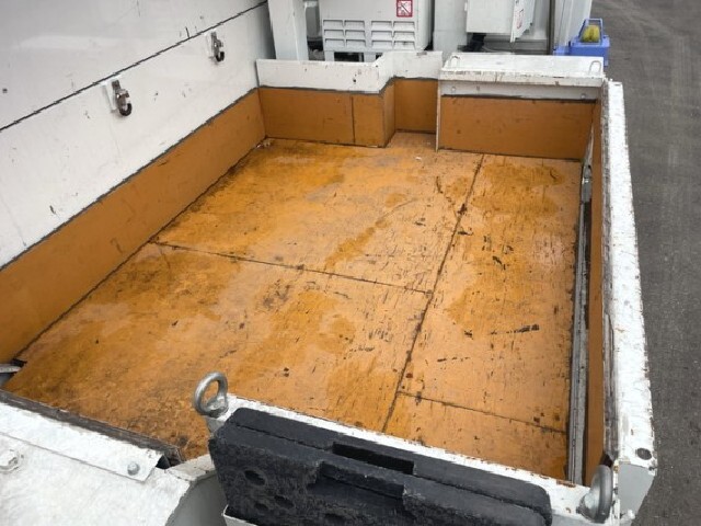 26615750_carP_l_12.jpg