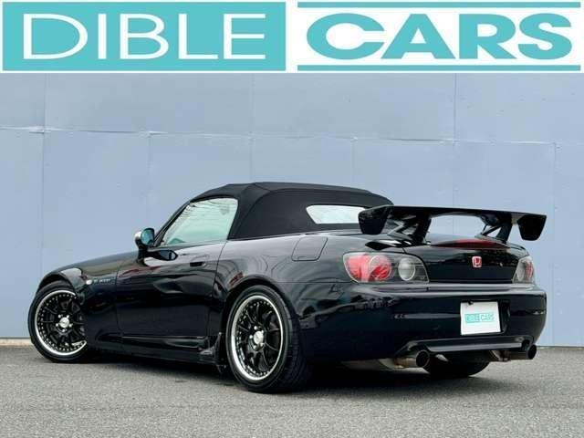 26165615_carP_l_17.jpg