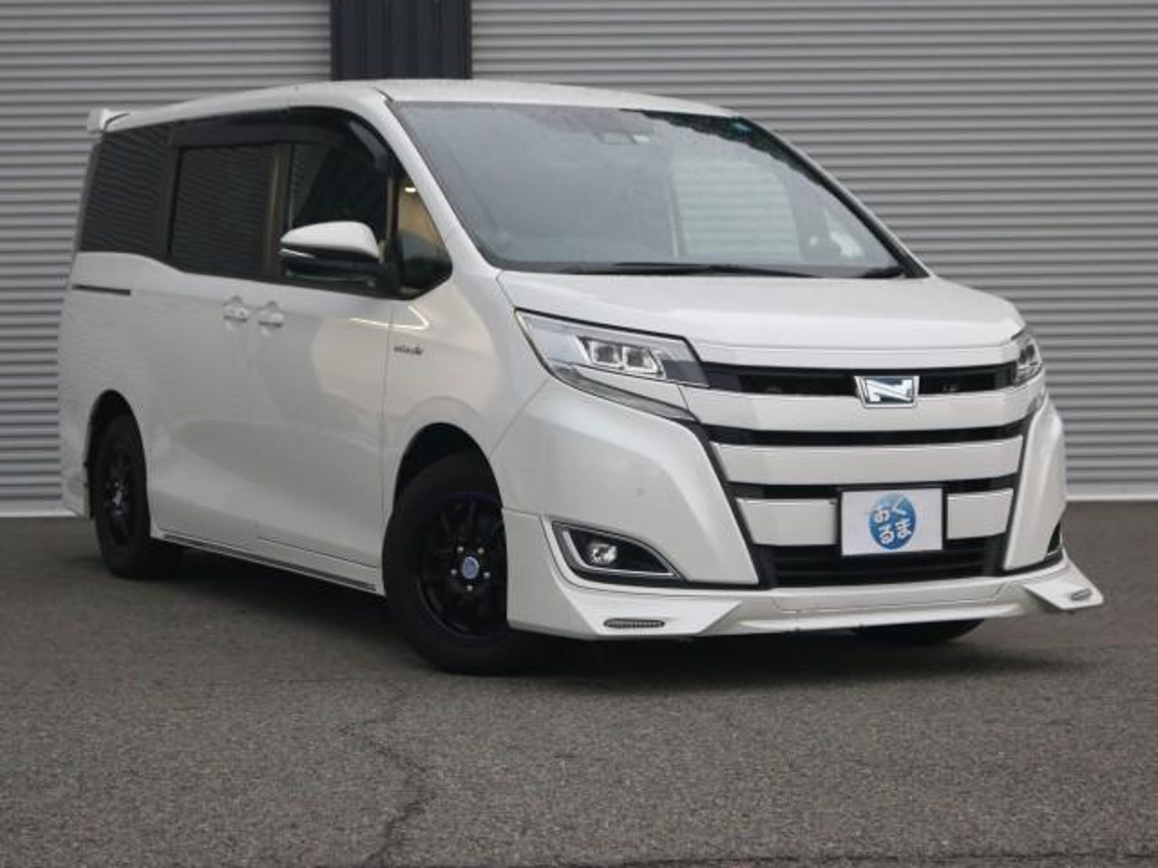 2020 Toyota Noah, photo 1 of 1