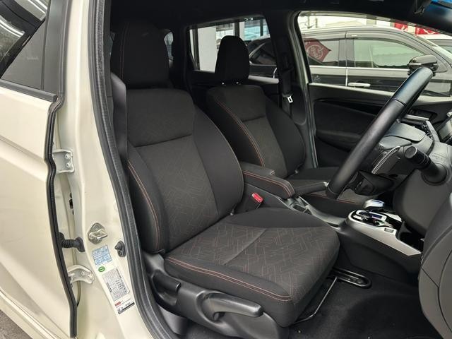 26308234_carP_l_10.jpg