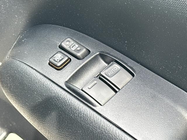 0550659A30260819W00219.jpg