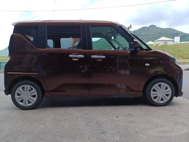 0121176A30260823W00109.jpg