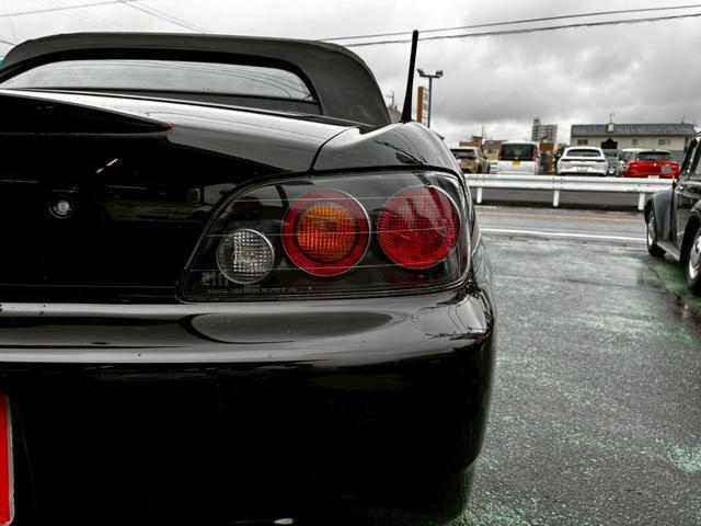 24850011_carP_l_9.jpg