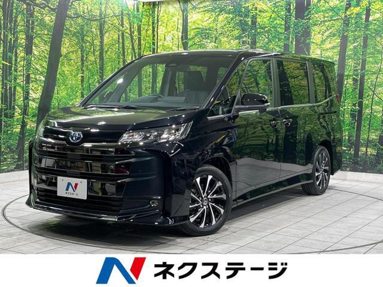 2025 Toyota Noah, photo 1 of 1