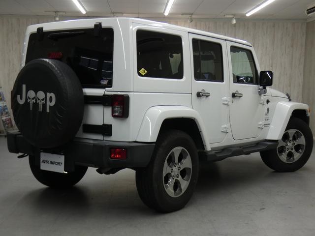 25591296_carP_l_3.jpg