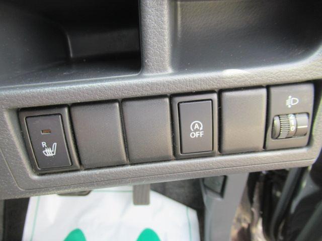 0300918A30250606W00112.jpg