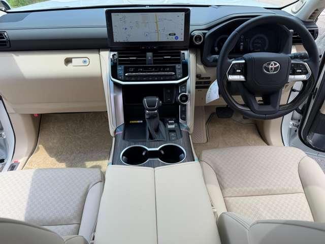 25104311_carP_l_15.jpg