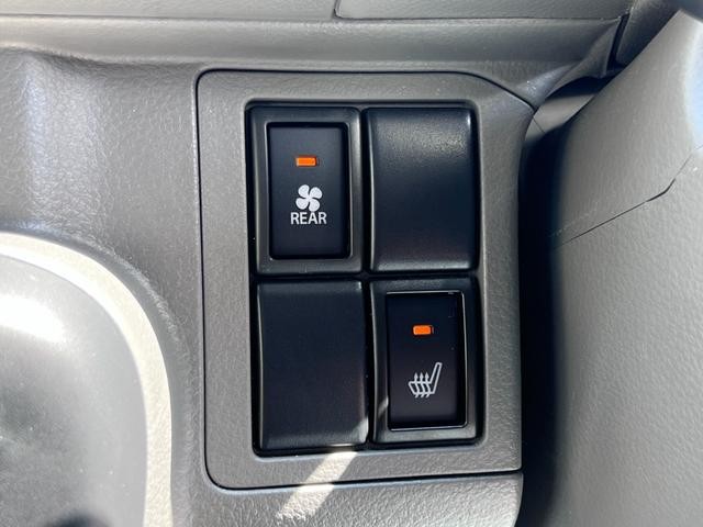 0500338A30260821W00316.jpg