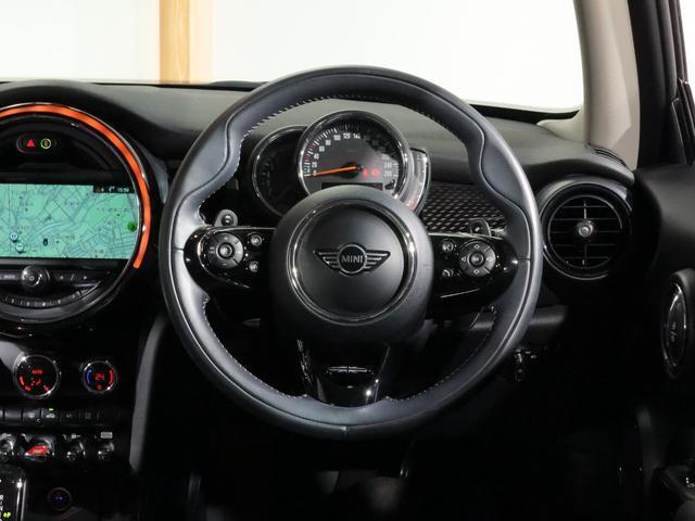 23225558_carP_l_12.jpg