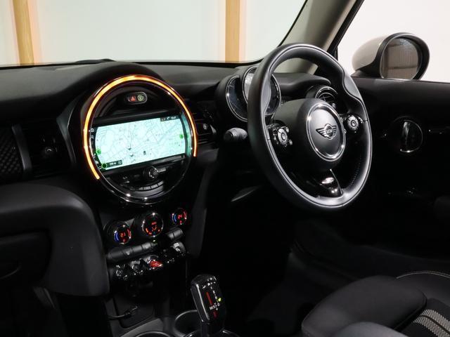 23225558_carP_l_16.jpg