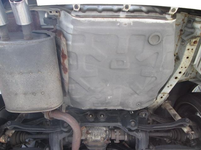 25467614_carP_l_20.jpg