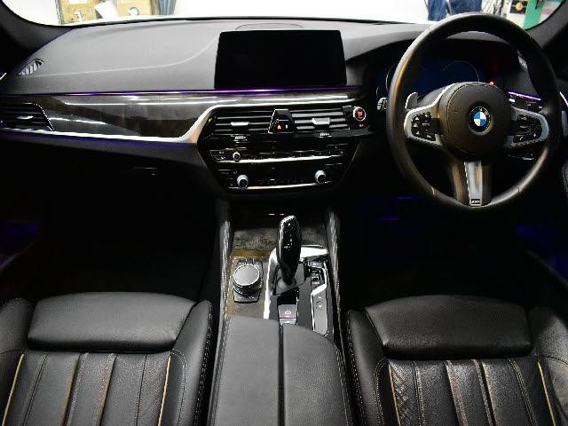 23934824_carP_l_3.jpg