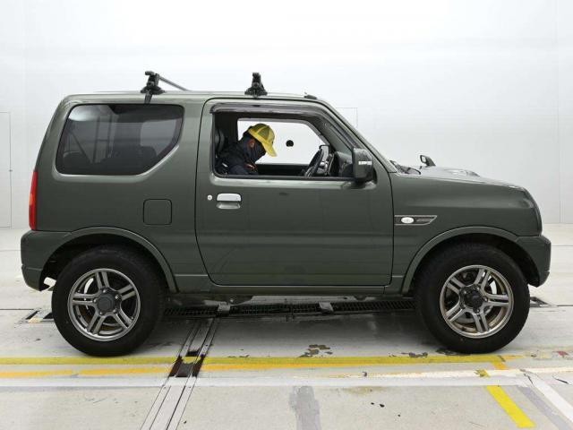25257612_carP_l_17.jpg