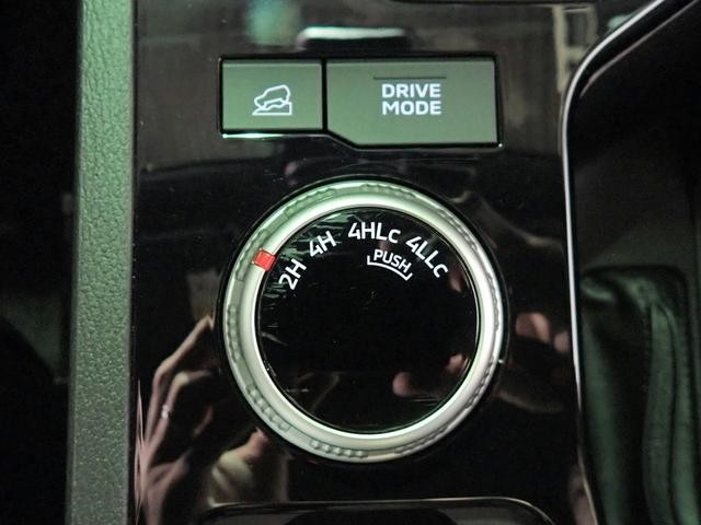 0201999A30261017W00809.jpg