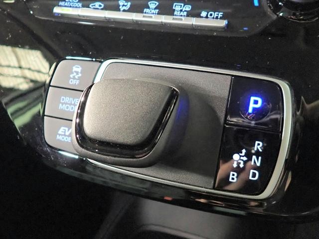 0201999A30261016W00614.jpg