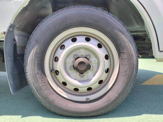 24247178_carP_l_2.jpg