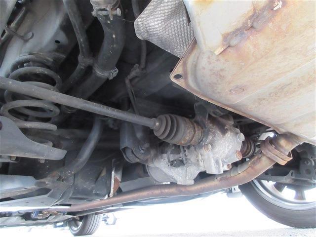24808782_carP_l_17.jpg