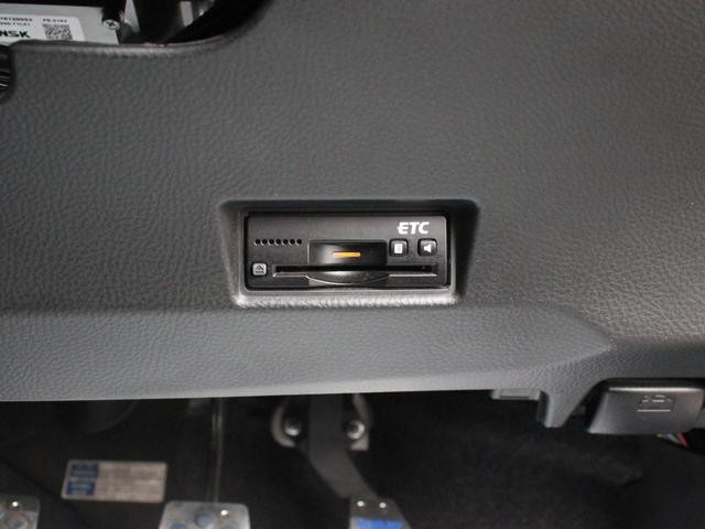 0520029A30261006W00615.jpg