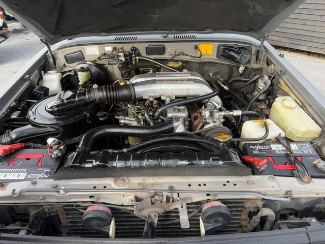 0175615A30260331W00614.jpg