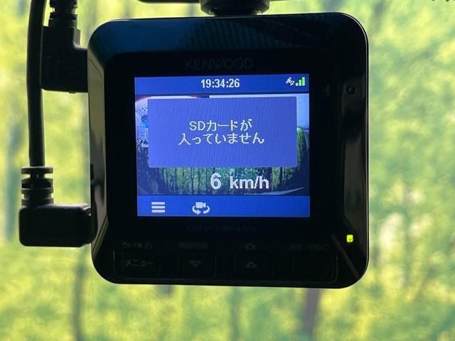 26188839_carP_l_13.jpg