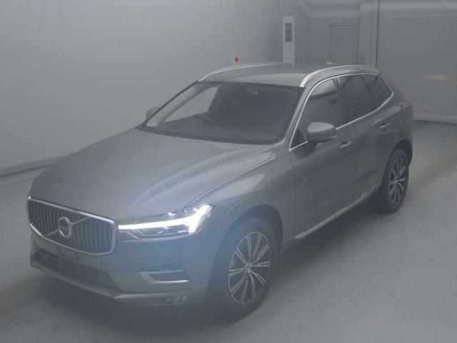 24808788_carP_l_4.jpg