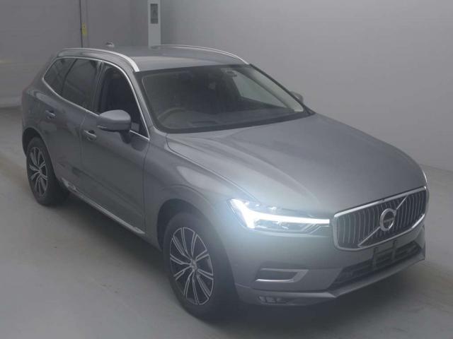 24808788_carP_l_1.jpg