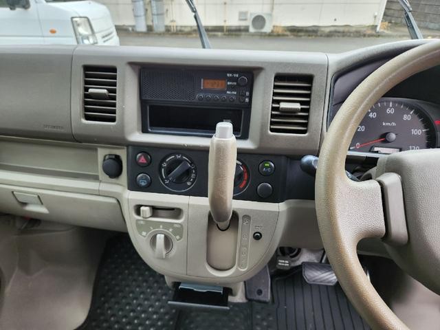 0551551A30261023W00106.jpg