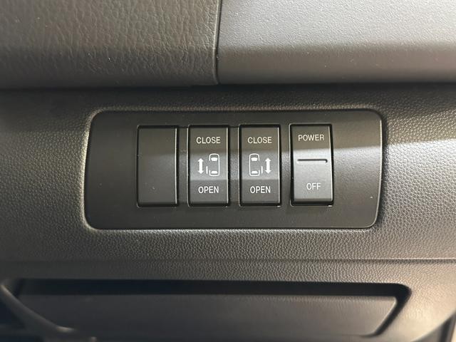 0509824A30260818W00309.jpg