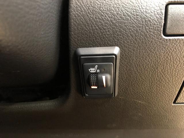 0303471A30260418W00211.jpg
