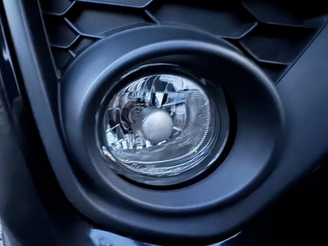 0903532A30261023W00107.jpg