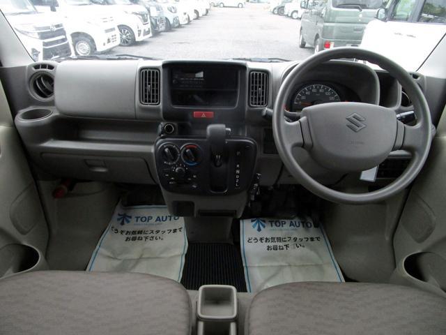 0503263A30260418W00202.jpg