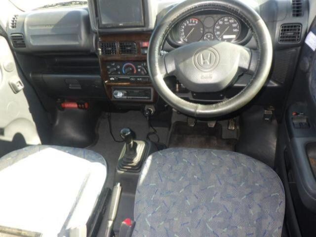 25256809_carP_l_13.jpg