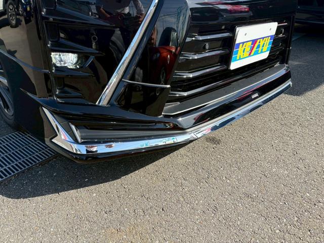 0530142A30260418W00210.jpg