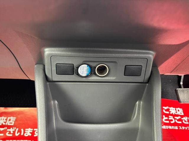 0803822A30261027W00319.jpg