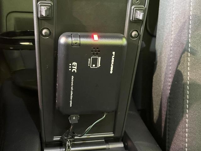 25486536_carP_l_4.jpg