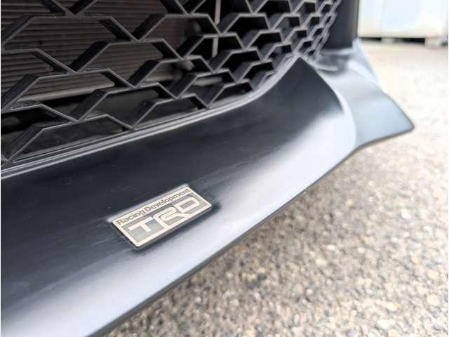 23392770_carP_l_12.jpg