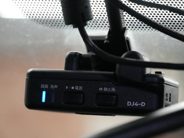 0706157A30260416W00415.jpg