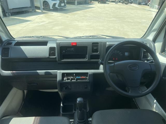 0506973A30260825W00317.jpg